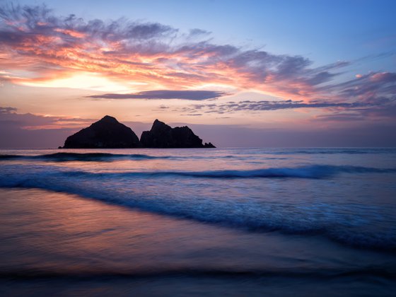 Holywell Bay slow waves