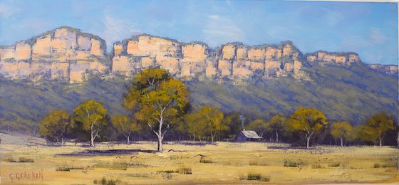 Capertee Mountain cliffs landscape