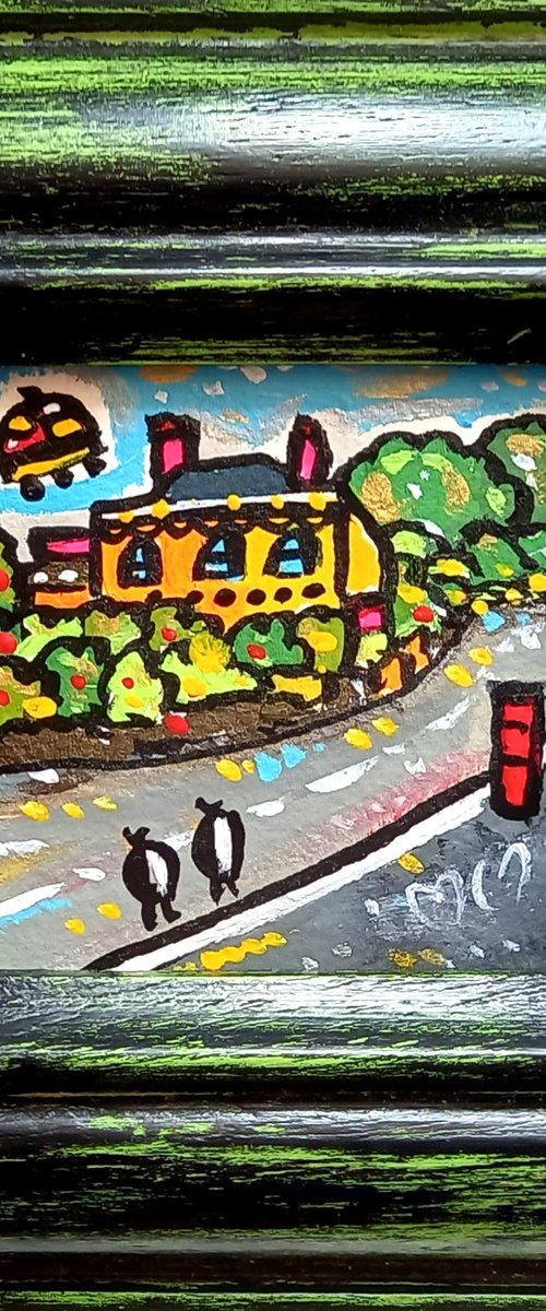 On our way to the Hidden House Gallery by Maria Luisa  Azzini