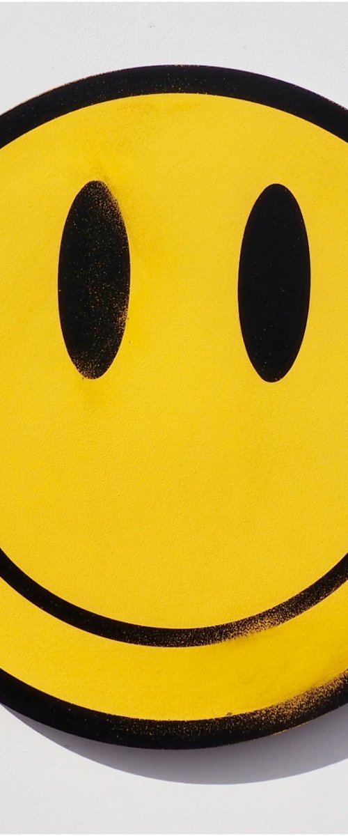 (#11). Large Distressed Smiley Face by Show Pony