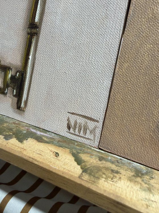 Antique Key 002