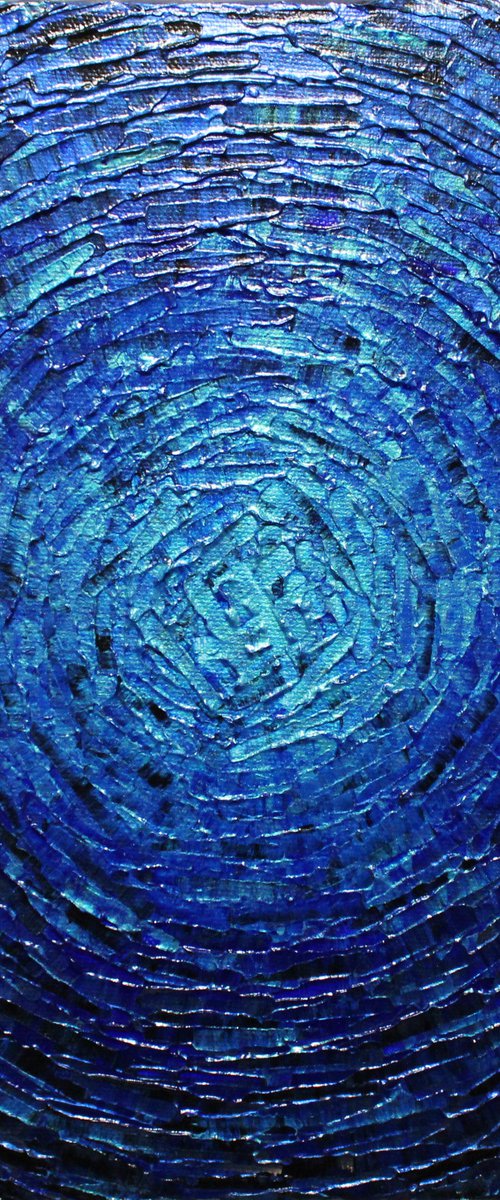 Burst of deep blue color by Jonathan Pradillon