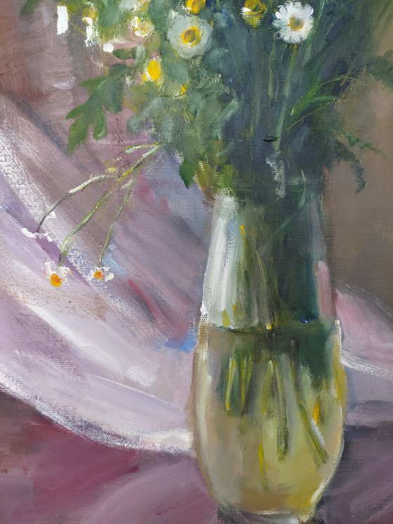 Chamomile and tansy in a vase