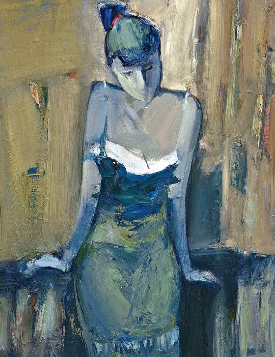 Elegance in Stillness