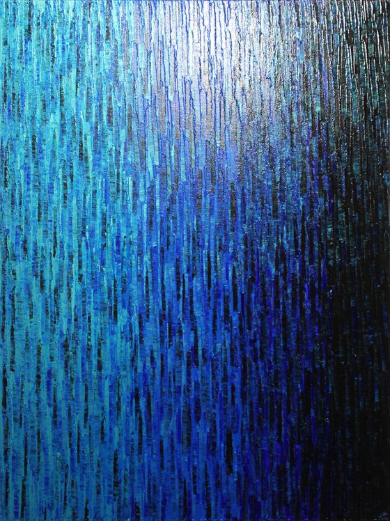 Large iridescent blue fade