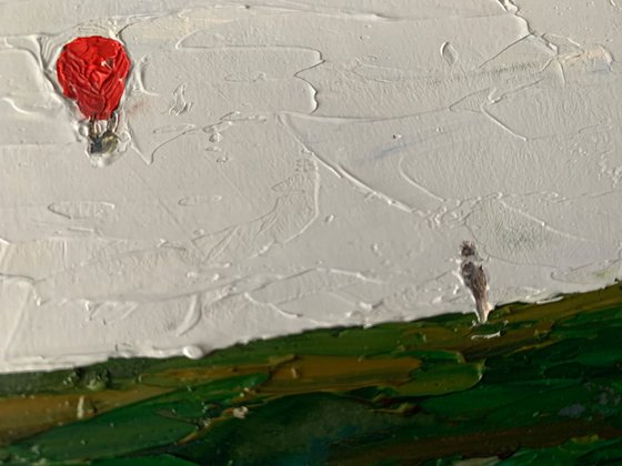 Red air balloon.