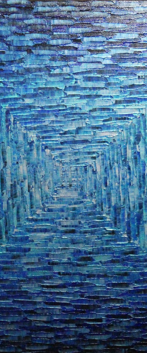 Large square gradient silver blue by Jonathan Pradillon