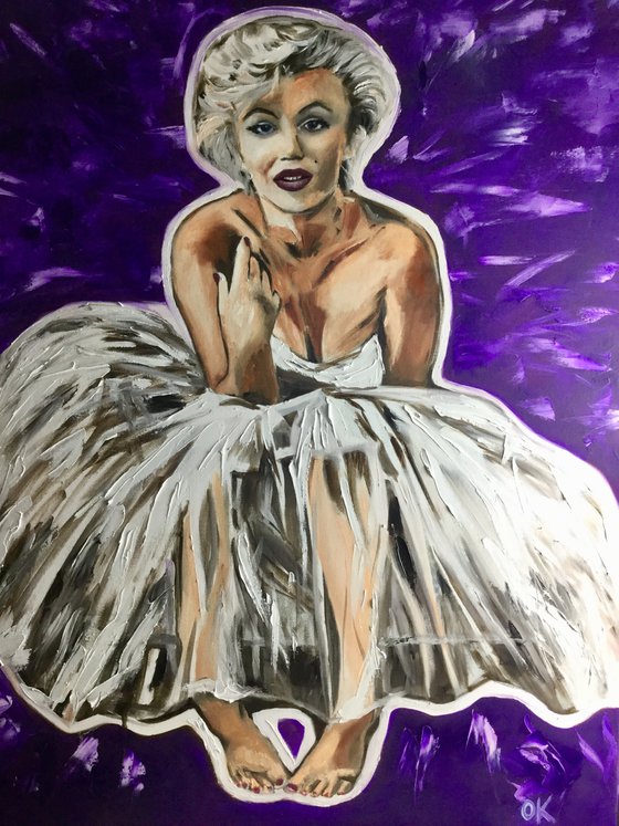 Marilyn Monroe.  Blonde bombshell.