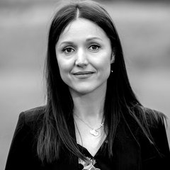 Visit Andrea Krnetic shop