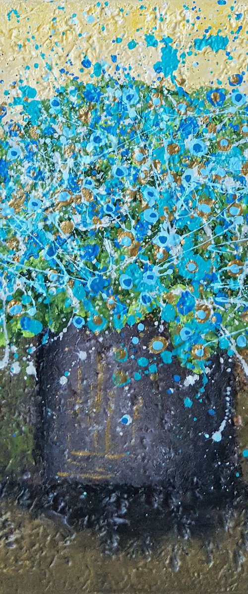 VASE WITH TURQUOISE FLOWERS by Cinzia Mancini