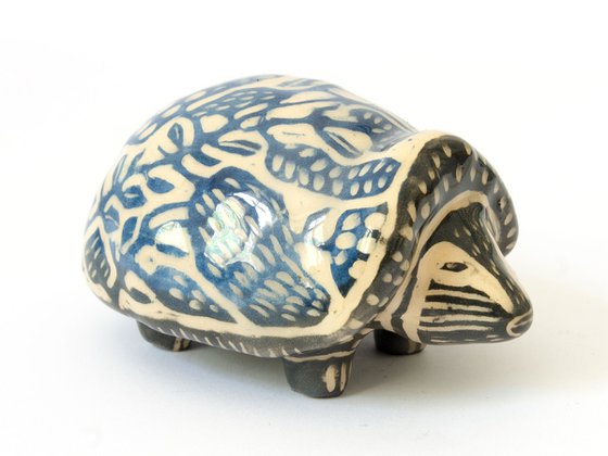 Ceramic sculpture Turtle 9 x 5.5 x 7 cm