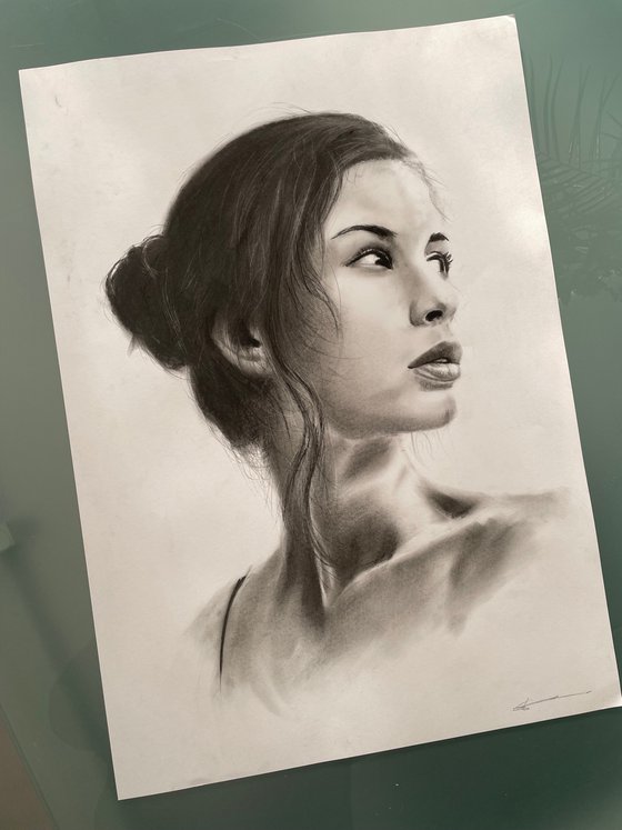 Draw realistic charcoal portraits by Denny Stoekenbroek - Trendy Art Ideas