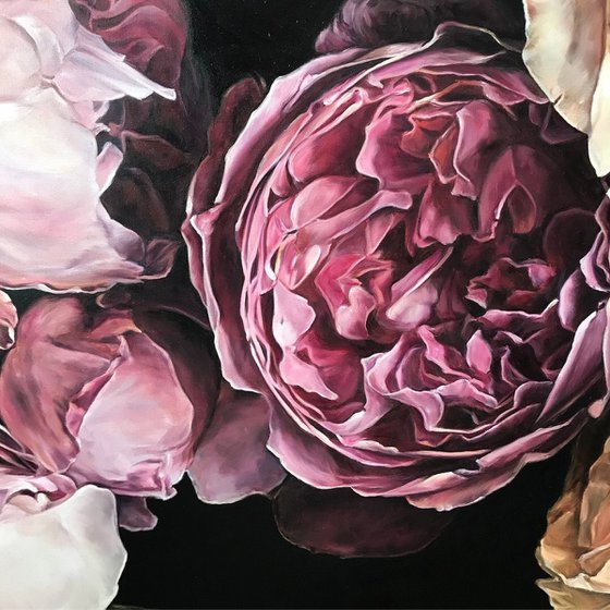 Oil painting with rose buds 80 * 100 cm
