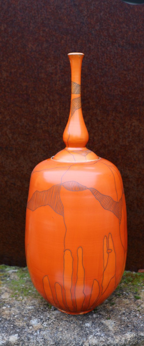 vase 6 by Iñaki San