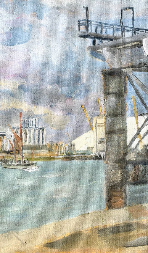 The Thames at Greenwich - an original oil painting by Julian Lovegrove Art