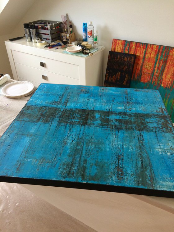 SANCTUARY IN BLUE 94 X 94 X 5CM