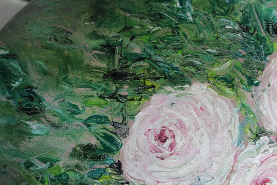 New year, new dreams - Rose bush in a garden -Palette knife- Oil painting - Impressionistic Roses on stretched circular canvas- floral art
