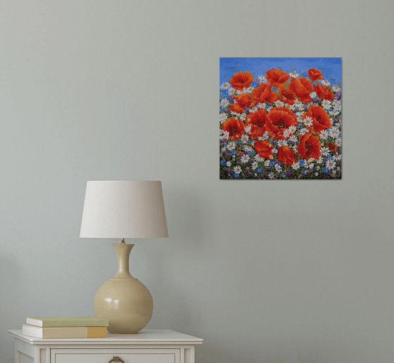 Poppies with daisies.