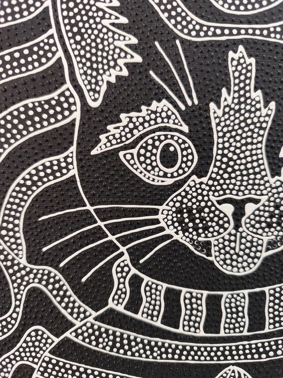 Hypnotic Cat 3