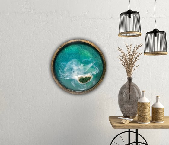 Ocean porthole