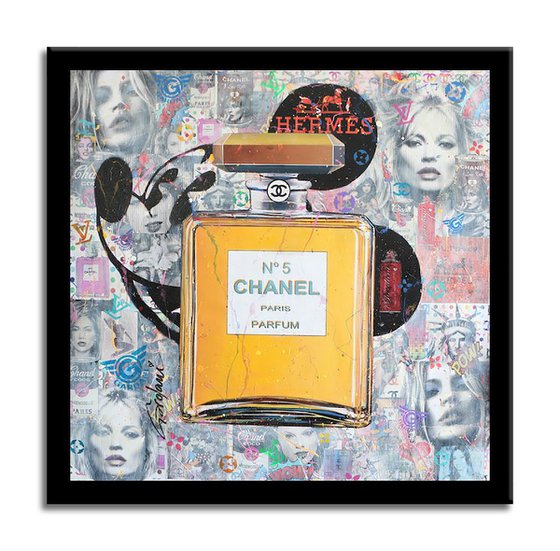 Chanel Paris Parfum Mickey