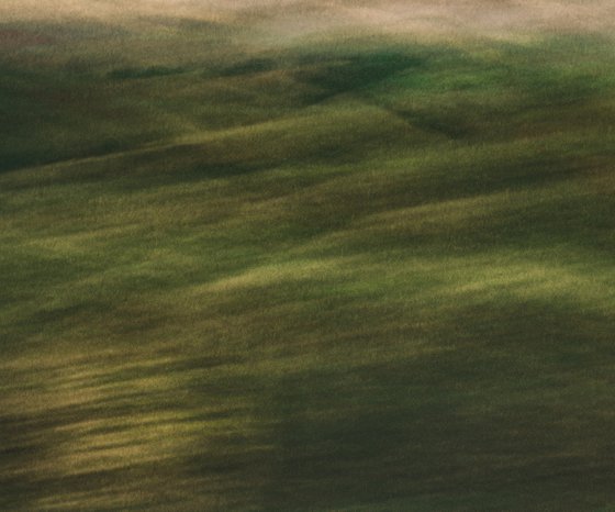 Nocturne for a fading hill