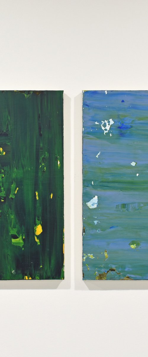 Green Moving Toward Blue by MonoField Studio