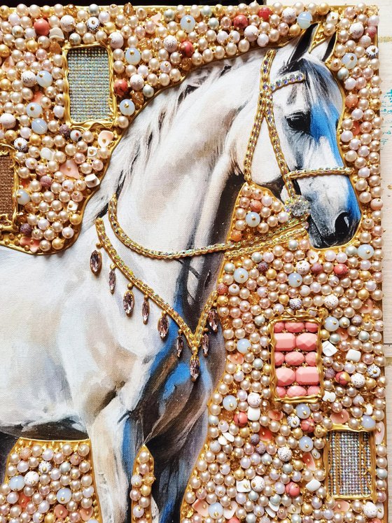 Horse. Pearl painting