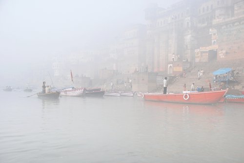 Varanasi Ghats by Jacek Falmur
