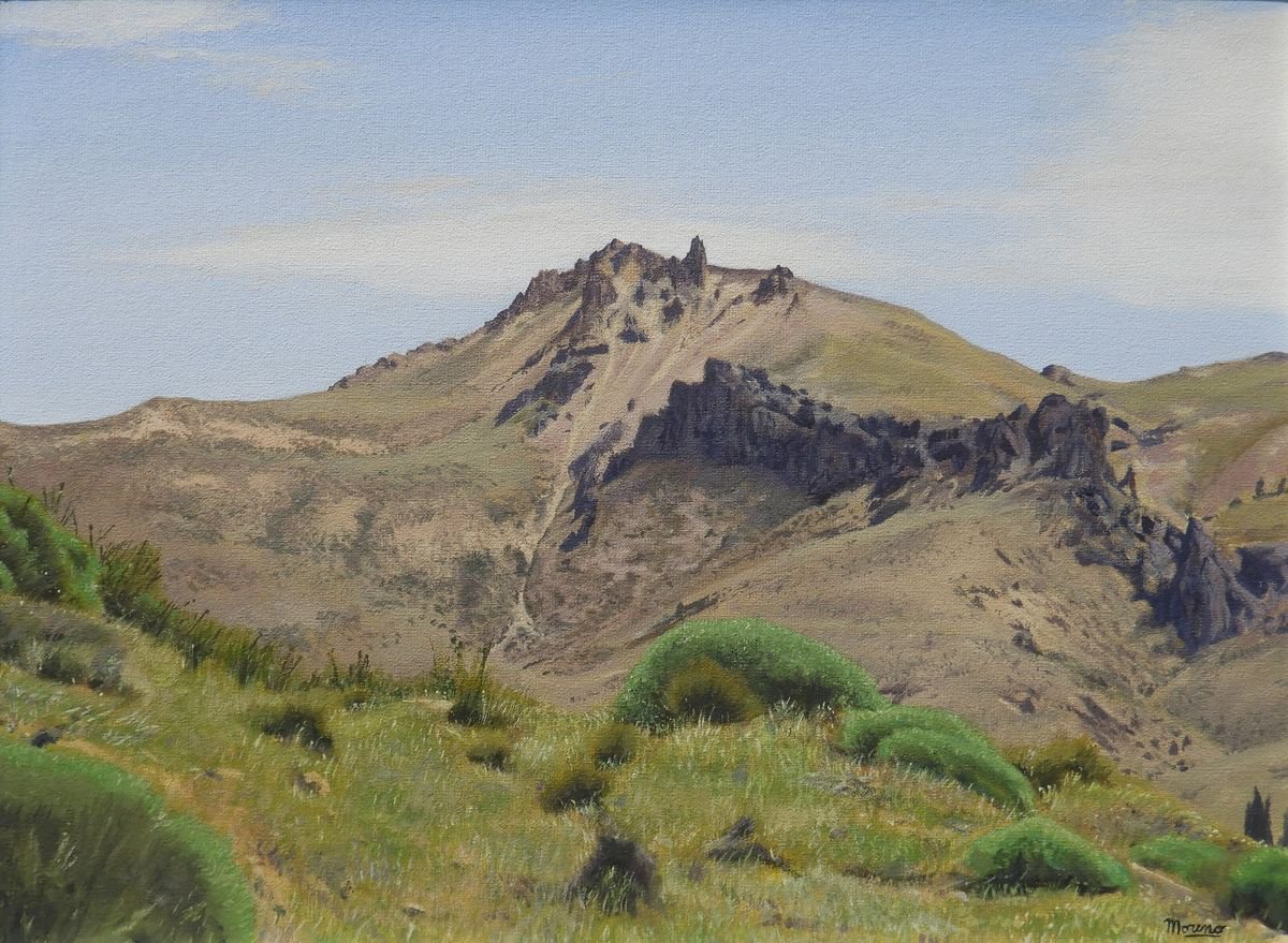 Steppe mountain by Juan Pablo Moreno