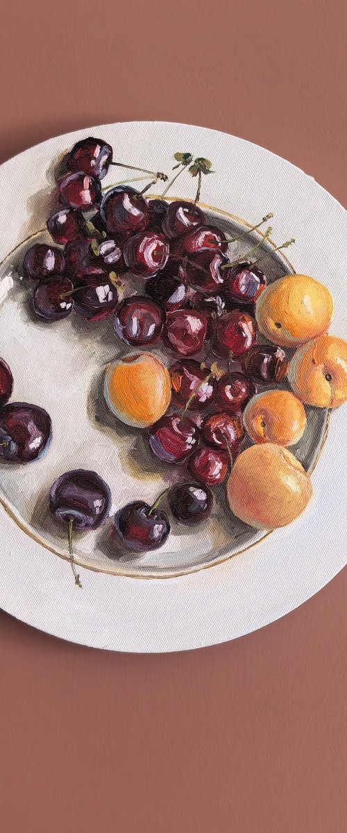 Sweet cherry by Leyla Demir