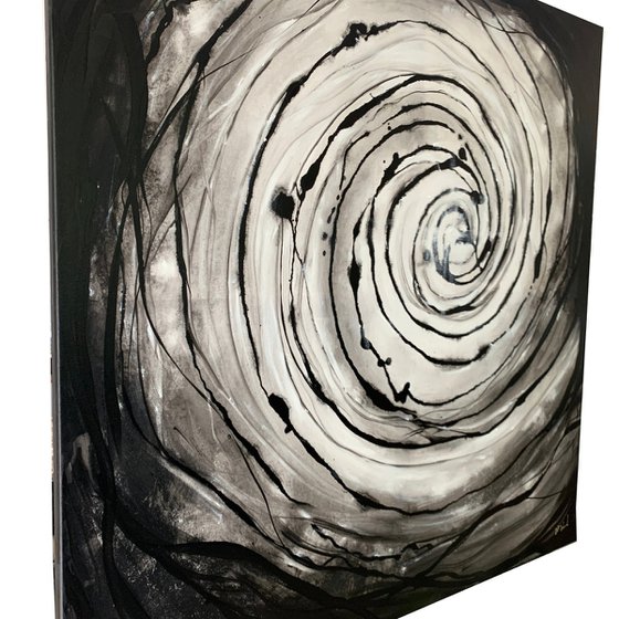 Abstract swirl black and white Oversized XL 100 x 100cm