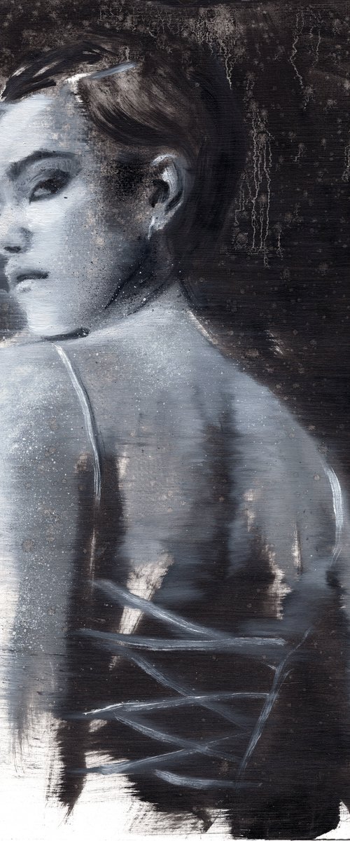 Emelia | Black and white shoulder woman oil painting on paper | beautiful powerful lady wearing nightwear by Renske Karlien Hercules