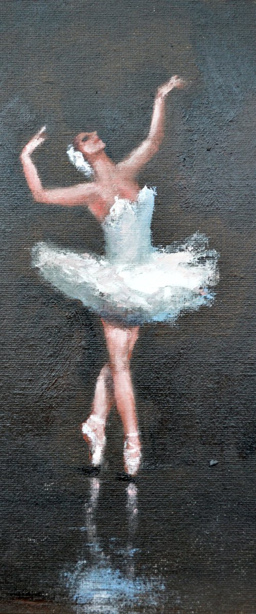 Swan by Elena Lukina