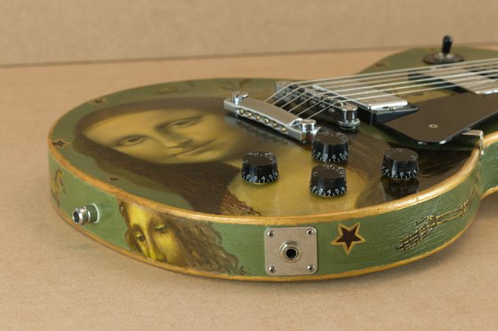 Mona Lisa Guitar