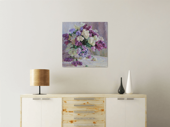Bouquet of lilacs