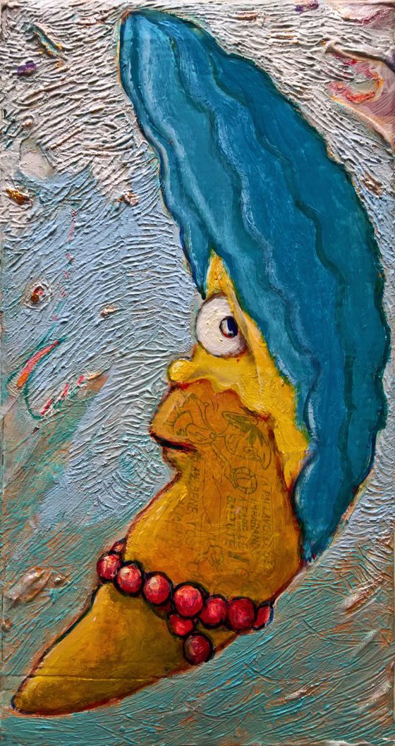 - MARGE MOON - ( 23 x 12 x 6 cm )