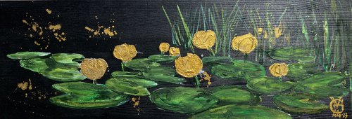 Green Gold Water Lilies by Valeria Golovenkina