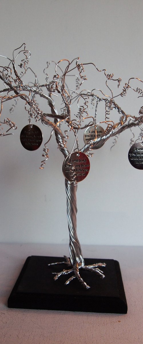 Remembrance tree by Steph Morgan