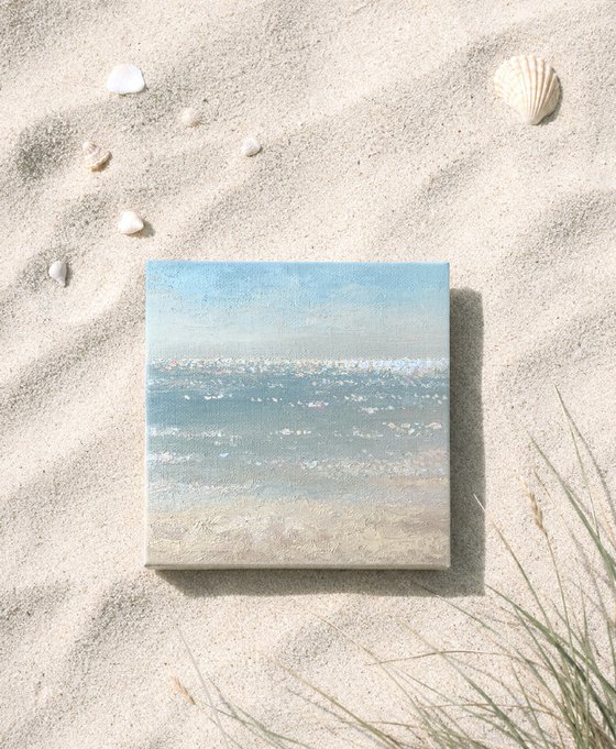 Tiny II, sea horizon
