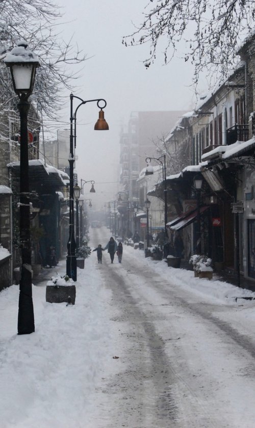 Snow by Nektaria Thalia