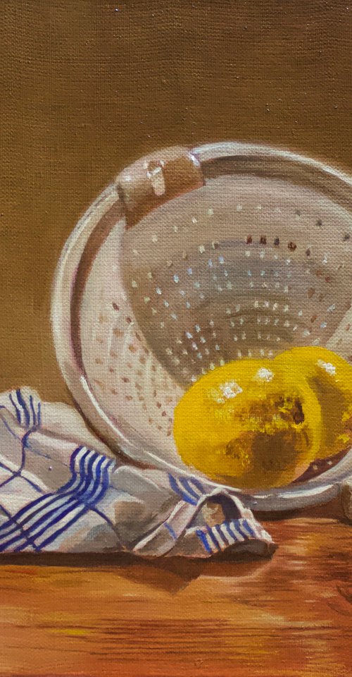 Colander and lemons by Anne Zamo