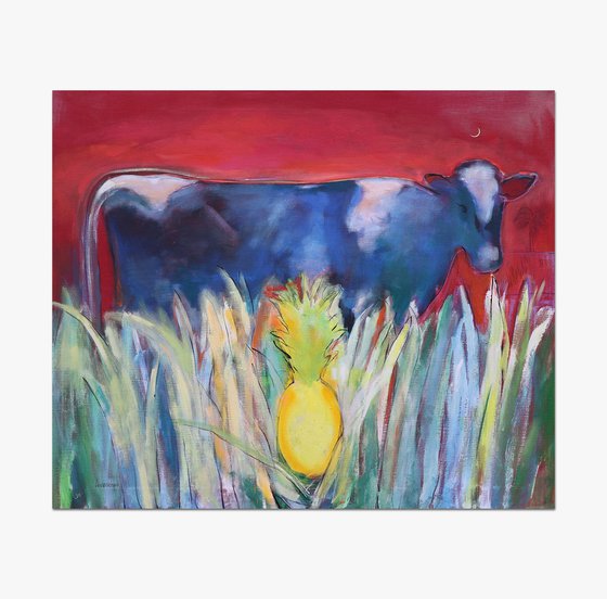 Cow with pineapple