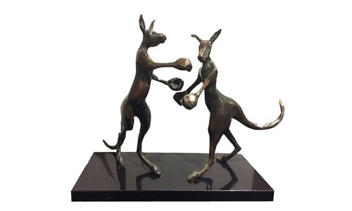 Kangaroo box by Toth Kristof