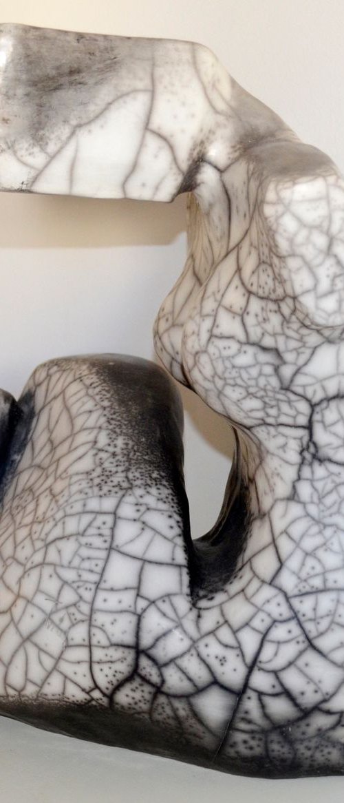 woman thinking by Isabel Robledo
