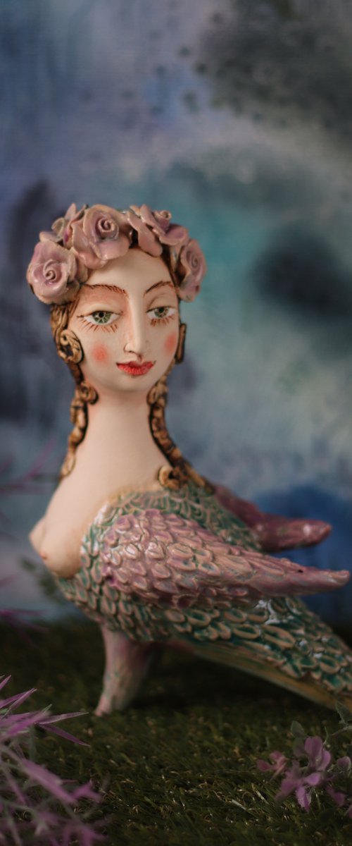 Mystic Bird. Ceramic sculpture by Elya Yalonetski