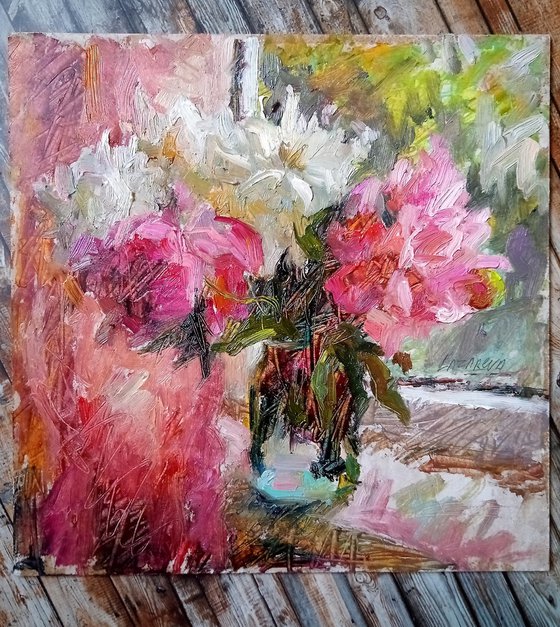 White and pink peonies/2022