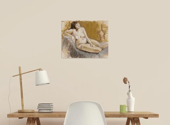 Nude girl with brown eyes