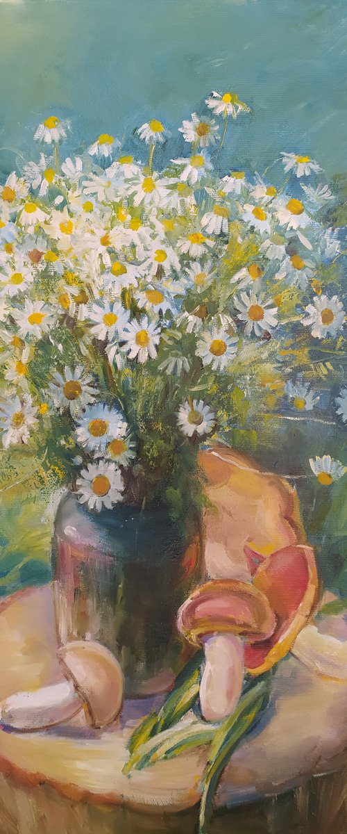 Daisies and mushrooms by Valentina Andrukhova