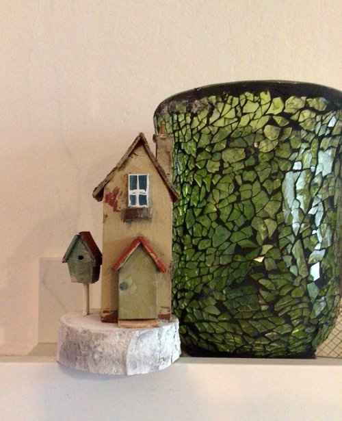 CWTCH COTTAGE by Roma Mountjoy